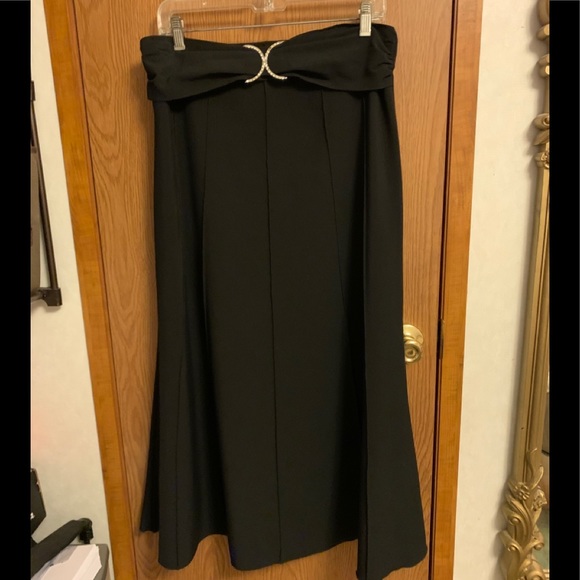 10 skirt Different size $20 each - Picture 10 of 10